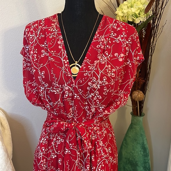 Max Studio Beautiful Dress. - Picture 2 of 11